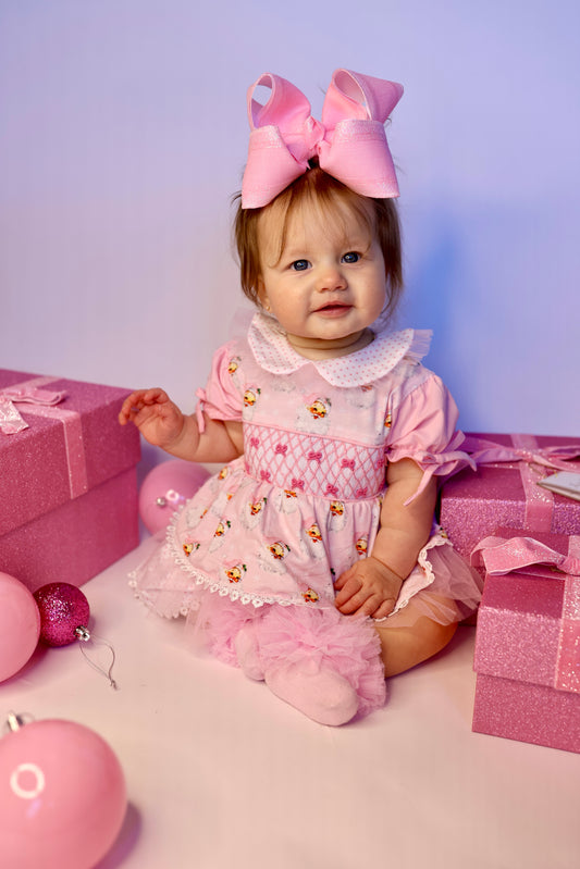 PO1: Bow Belle Santa: A Perfect Pink Christmas