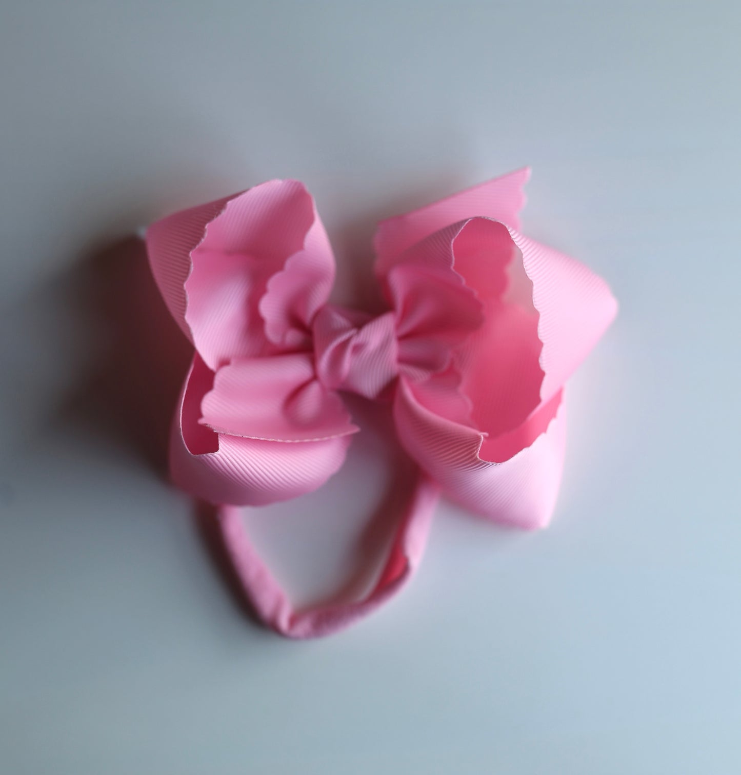 Light Pink Scalloped Bow on NYLON
